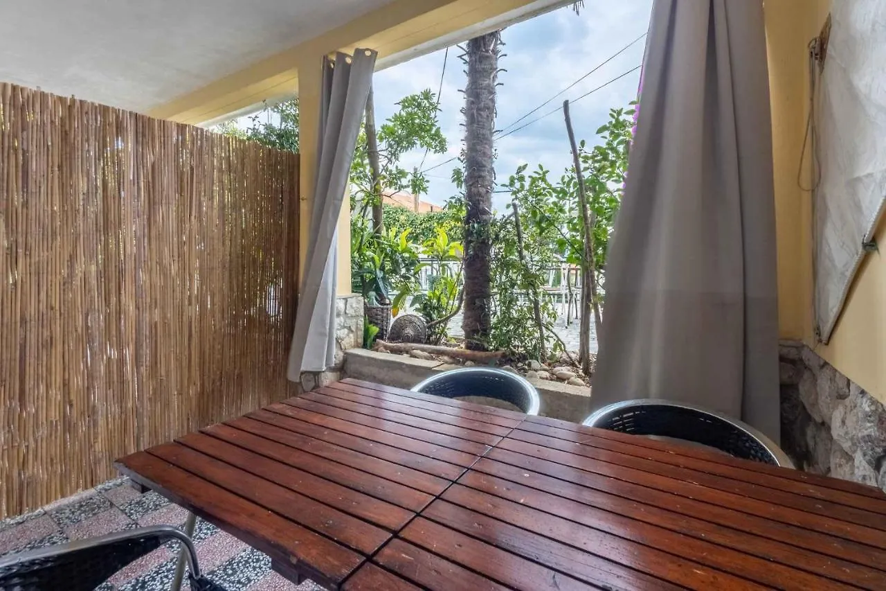 Apartment In Crikvenica 39089